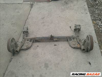 Nissan Micra hátsó hátsó híd 