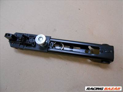 VW Passat B6, VW Passat B7 2005-14-ig Első bizt.öv magasság állító 1t0857819 1t0857819B