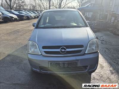 Opel Meriva A 1.7 CDTI motorháztető 