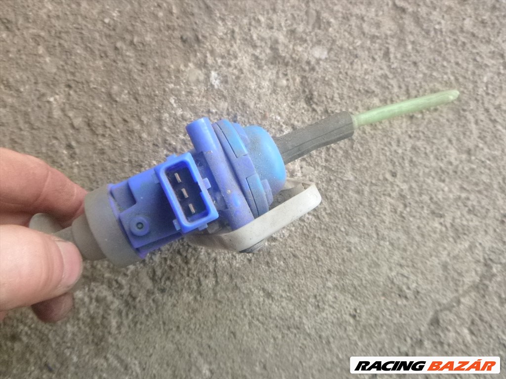 Audi 80 (B4 - 8C) bal első központi zár vákuum motor  5. kép