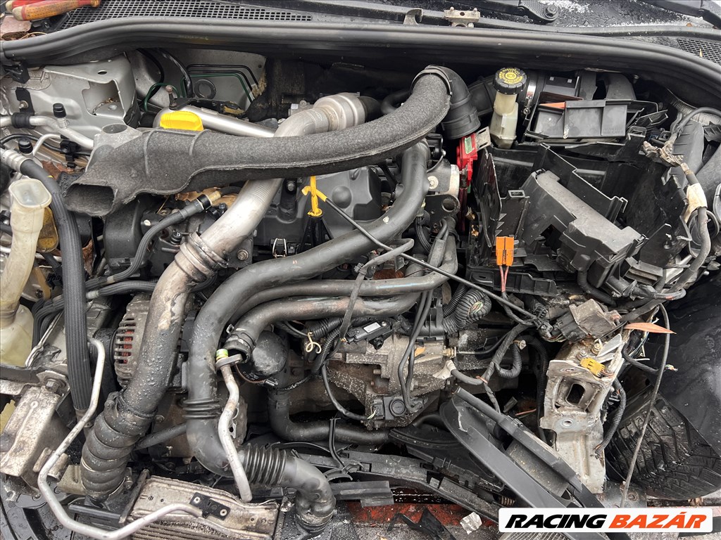 Renault Clio III 1.5DCI bontott alkatrészei 2. kép