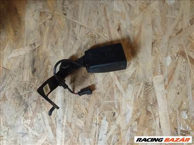 BMW 3-as sorozat F30 hátsó biztonsági öv csat 7373202