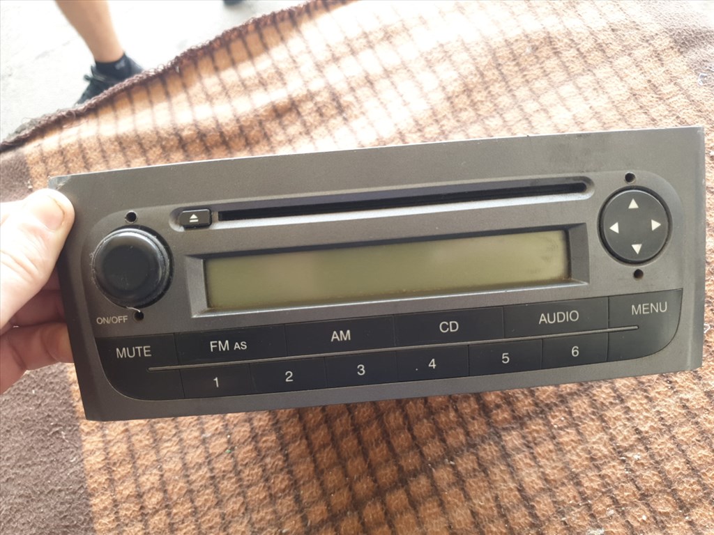 Fiat gyári CD rádió  2. kép