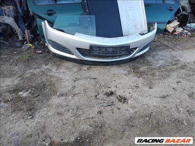 Opel Astra H Lökhárító első 