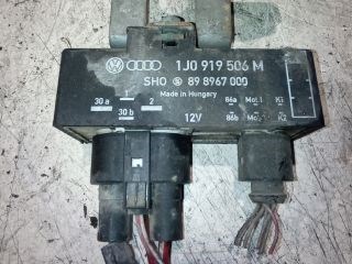 Skoda Fabia I Előtét Ellenállás Hűtőventilátor *136089* 898967000 1j0919506m 1. kép