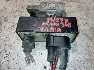 Skoda Fabia I Előtét Ellenállás Hűtőventilátor *136089* 898967000 1j0919506m 3. kép