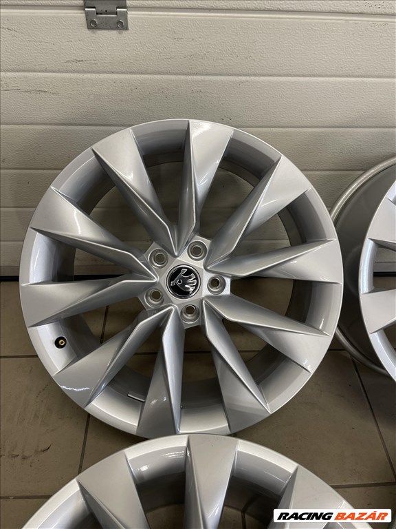 Skoda,Vw,Seat, Gyári 19" Alufelni  1. kép