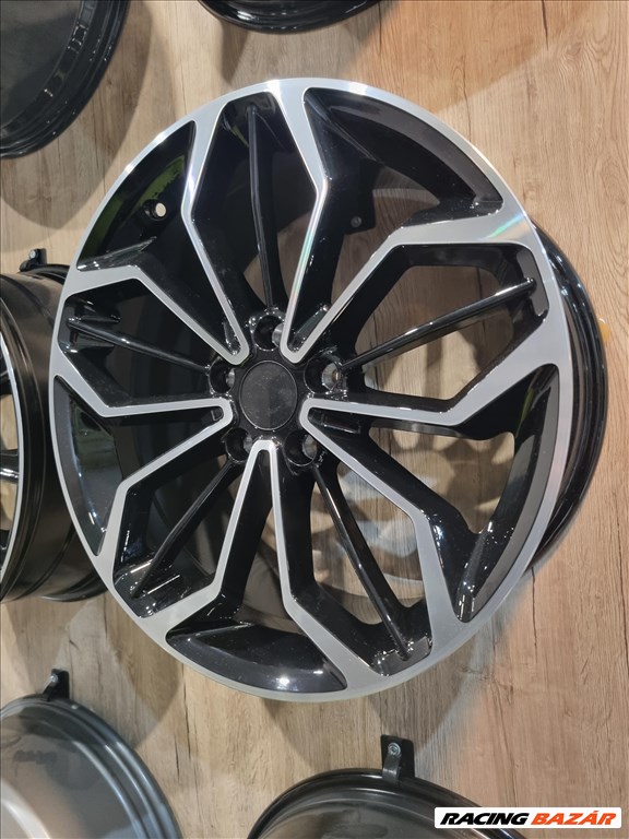 5x108 lyukosztású 8JJ 18" új alufelni 2. kép