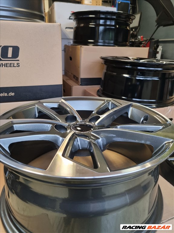  5x112 lyukosztású 7JJ 16" új alufelni 2. kép