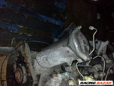 Mercedes C 250 W202 Olajszűrő Ház *51352*