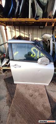 Suzuki Swift V Jobb első lejáró üveg 
