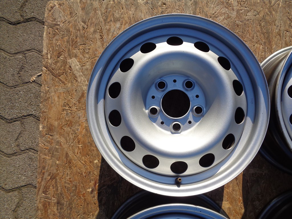 Új Mini BMW lemezfelni 16-os, 5×120-as osztóval eladó. 2. kép