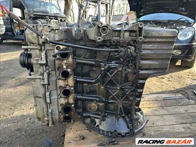 Mercedes Vito 639 2.2 CDI Fűzött Blokk Hengefejjel