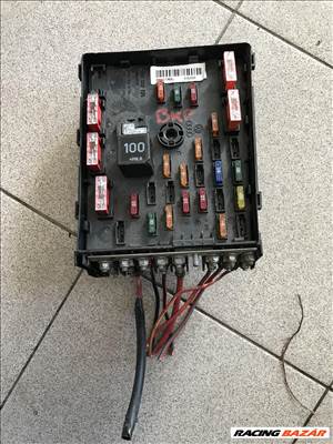 Volkswagen Passat B6 2,0 PD BKP / biztosíték tábla 3c0937125