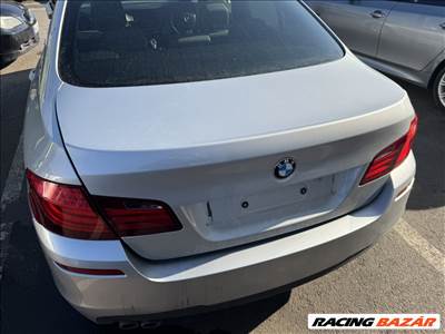 BMW  csomagtér ajtó f10