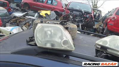 Mazda MPV (LW) jobb fényszóró, bal fényszóró 