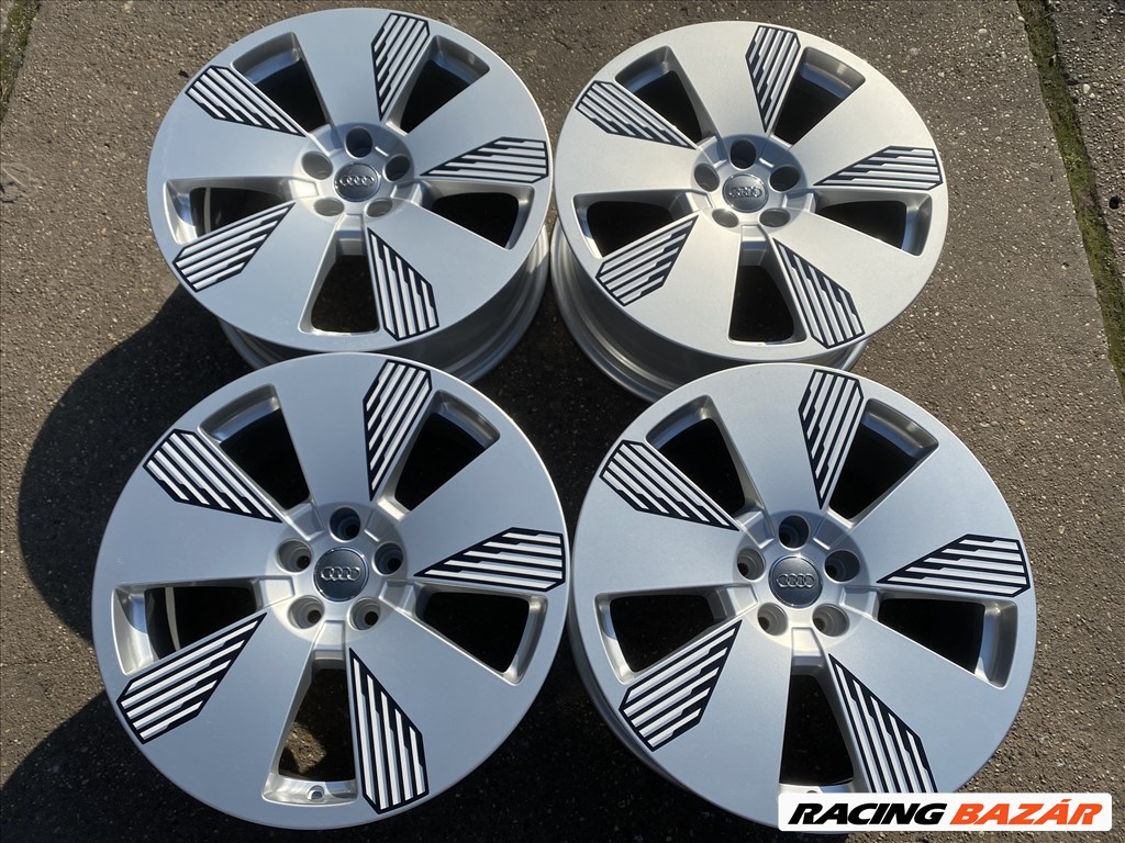 4db gyári 19" Audi E-Tron alufelni. (3728) 1. kép