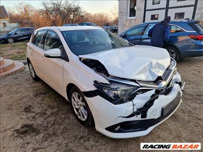 Toyota Auris (E180) 1.6 D4D N47C16A bontott alkatrészek, bontás, bontott jármű