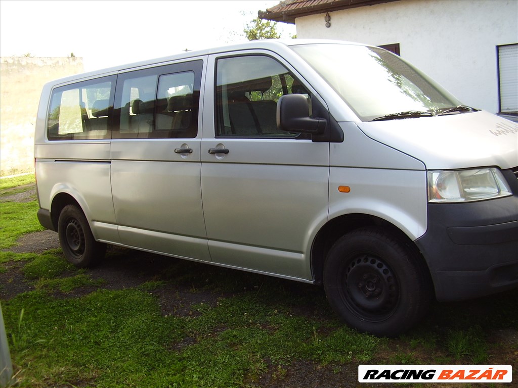 Eladó Volkswagen Transporter T5 1. kép