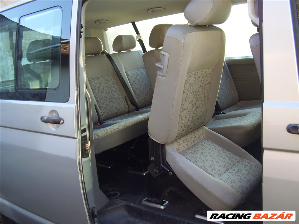 Eladó Volkswagen Transporter T5 4. kép