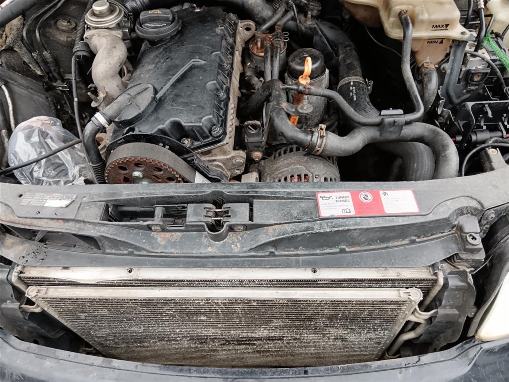 Audi A4 (B6/B7) 1.9 Pd TDI Avb motor eladó 1. kép