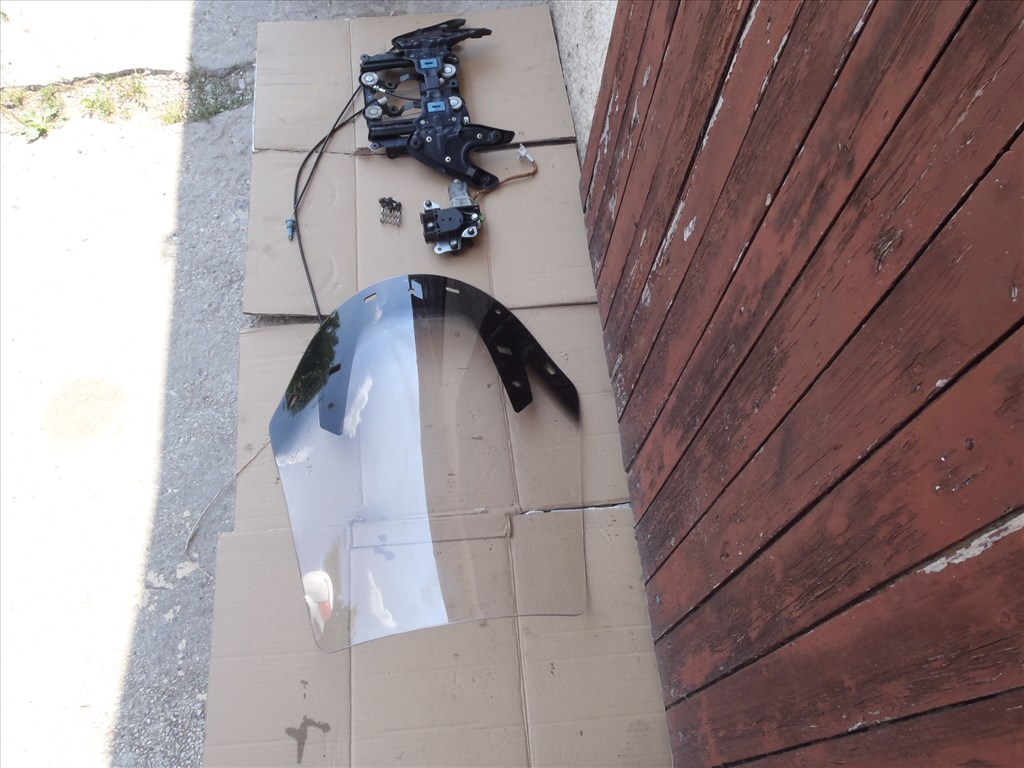 SUZUKI BURGMAN 650-ES,2009-ESRŐL:MOTOROS FEJIDOMPLEXI TAPOLCÁN 7. kép