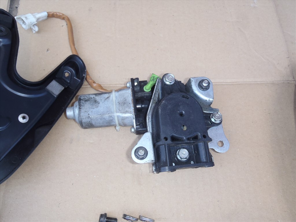 SUZUKI BURGMAN 650-ES,2009-ESRŐL:MOTOROS FEJIDOMPLEXI TAPOLCÁN 9. kép