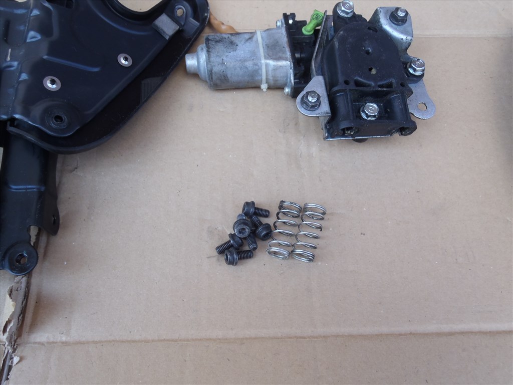 SUZUKI BURGMAN 650-ES,2009-ESRŐL:MOTOROS FEJIDOMPLEXI TAPOLCÁN 10. kép