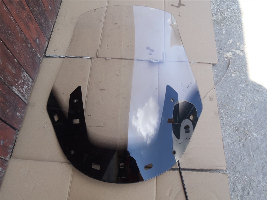 SUZUKI BURGMAN 650-ES,2009-ESRŐL:MOTOROS FEJIDOMPLEXI TAPOLCÁN 11. kép