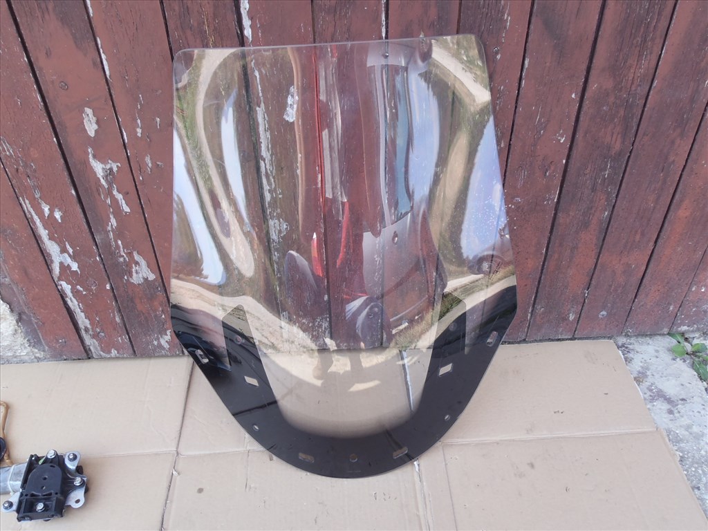 SUZUKI BURGMAN 650-ES,2009-ESRŐL:MOTOROS FEJIDOMPLEXI TAPOLCÁN 12. kép