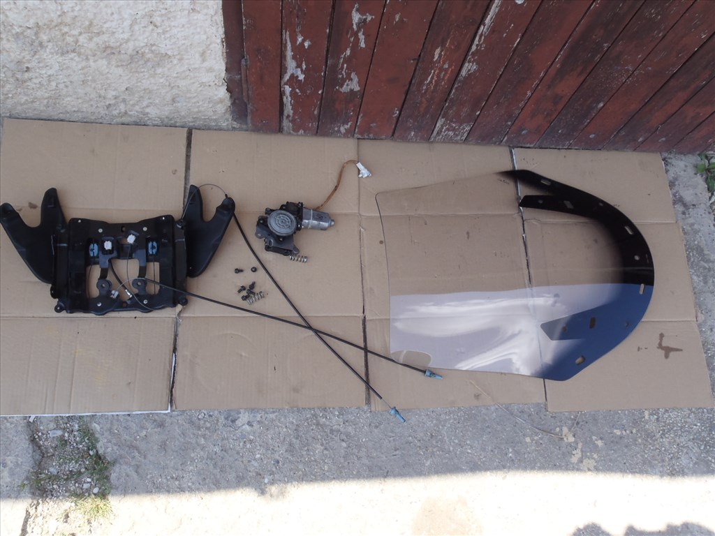 SUZUKI BURGMAN 650-ES,2009-ESRŐL:MOTOROS FEJIDOMPLEXI TAPOLCÁN 17. kép