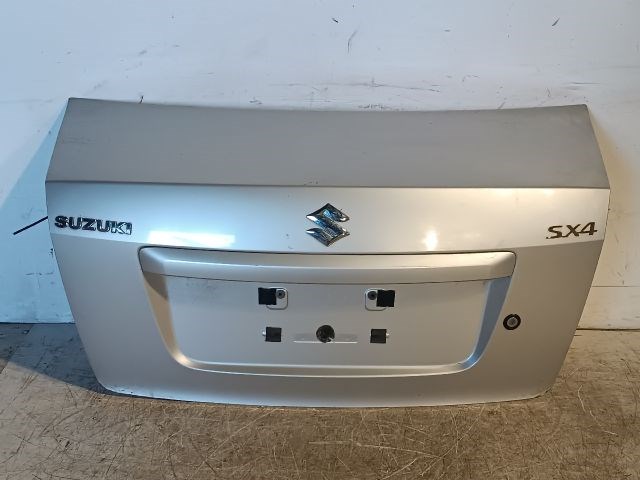 SUZUKI SX4 Csomagtérajtó (Üres lemez) 1. kép