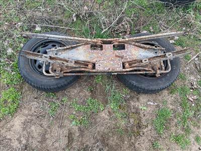 Ford Mondeo MK2 hátsó bölcső (nem kombi)