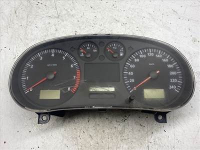 SEAT TOLEDO Kilométeróra