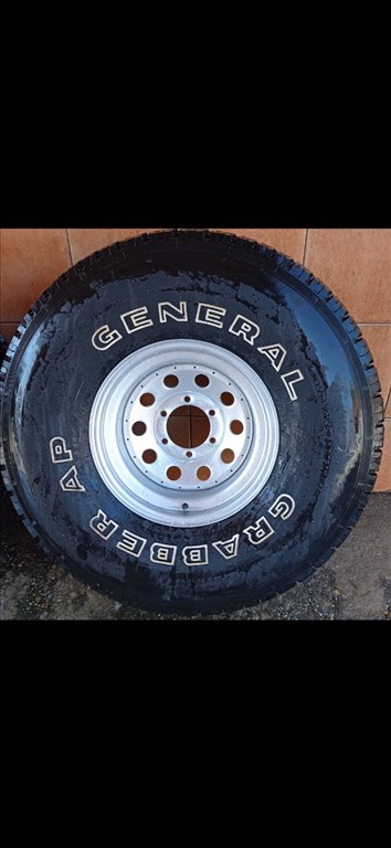 MANGELS 15" LEMEZFELNI 6X139,7 OFF-ROAD 33X12.5R15 GUMIVAL OLCSÒN!!! 3. kép