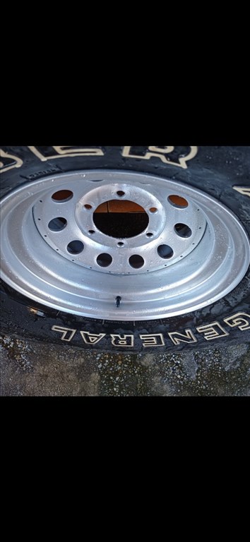 MANGELS 15" LEMEZFELNI 6X139,7 OFF-ROAD 33X12.5R15 GUMIVAL OLCSÒN!!! 4. kép