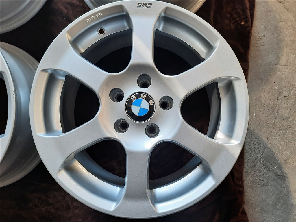17-es új alufelni BMW-re :5x120 , 8Jx17 , Et20 2. kép