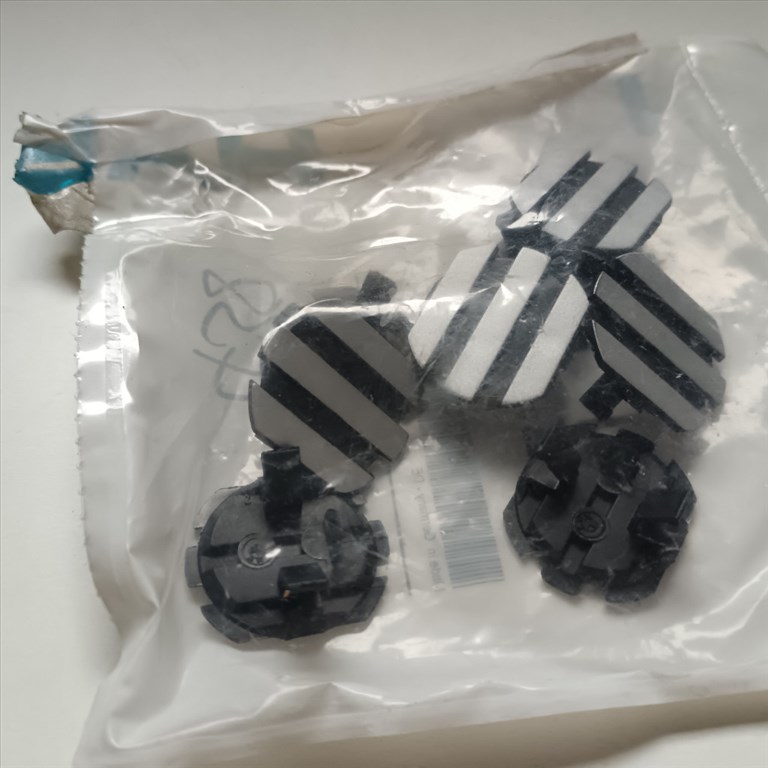 (GYÁRI ÚJ) BMW Fedél ÁR/CS/8DB 3' E36 / E46 / 5' E34 / E39 / E60/  E61 / 7' E38 /E65 / E66 / X3 E83 / X5 E53  /Z3 E36 / Z4 E85 2. kép