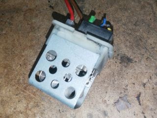 Opel Astra G Előtét Ellenállás Fűtőmotor *122324* 1. kép