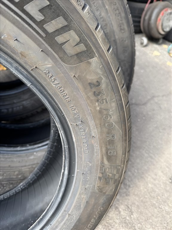 Michelin Pilot Sport 4 SUV 235/60 R18 107V XL 6,5mm-es nyárigumi garnitura eladó 4. kép