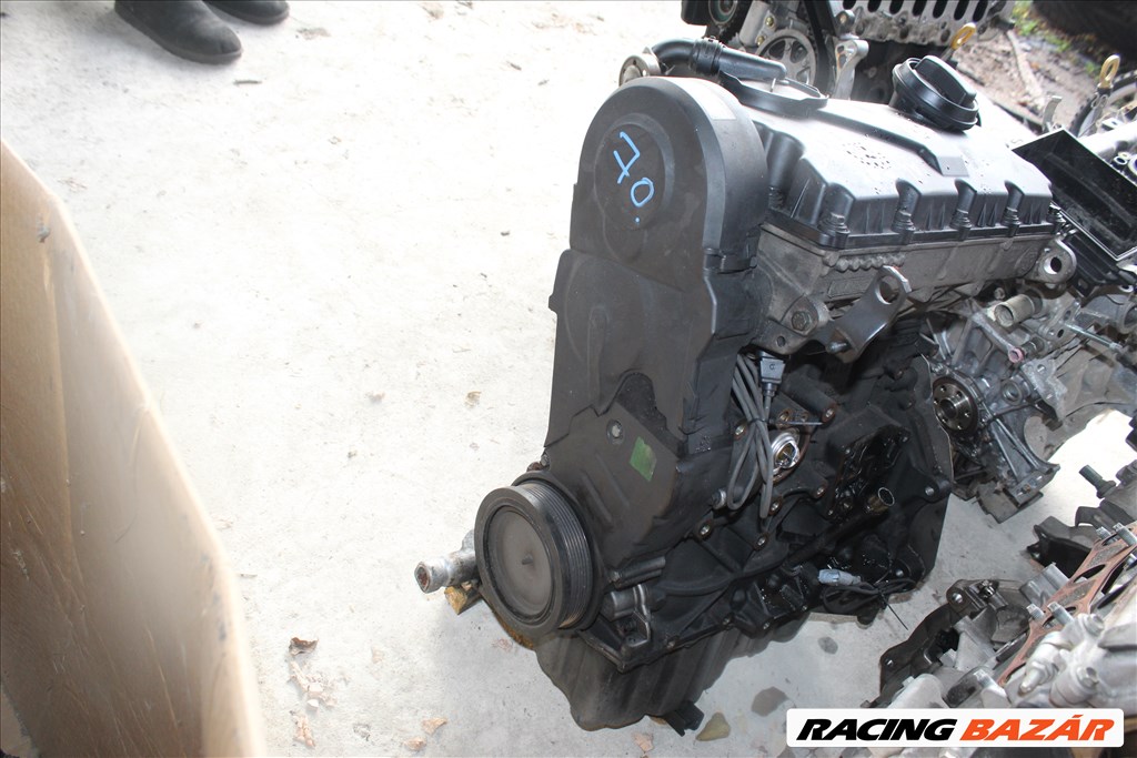 Audi A4  1.9D Fűzött blokk hengerfejjel AVF 2. kép