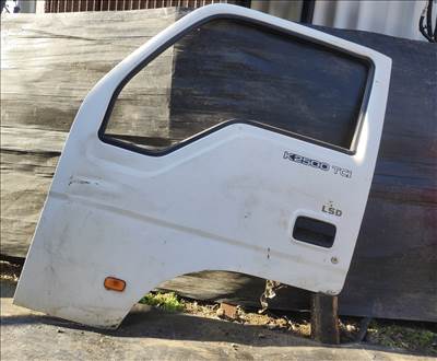 Kia K2500 Bal első ajtó
