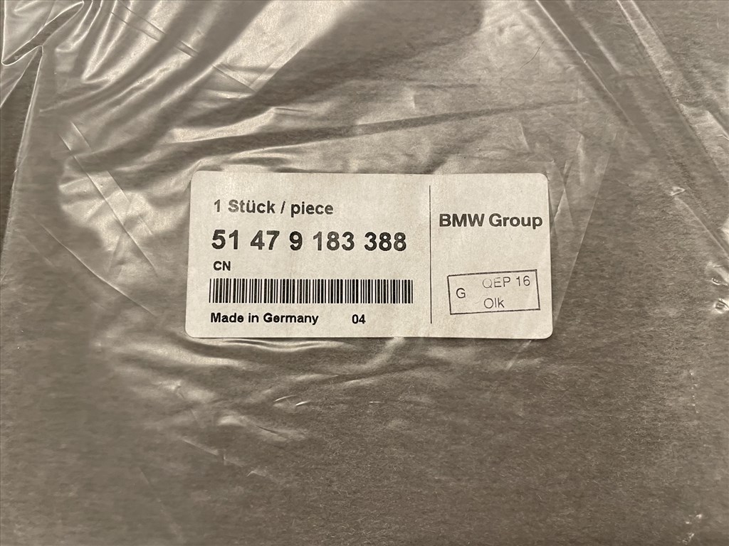 BMW gyári, új szőnyegszett (F01)  51479183388 2. kép
