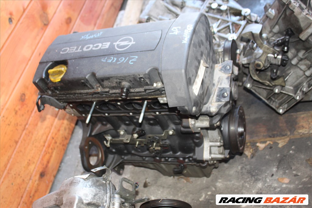 Opel Astra H 1.6B fűzött blokk hengerfejjel Z16XEP  1. kép