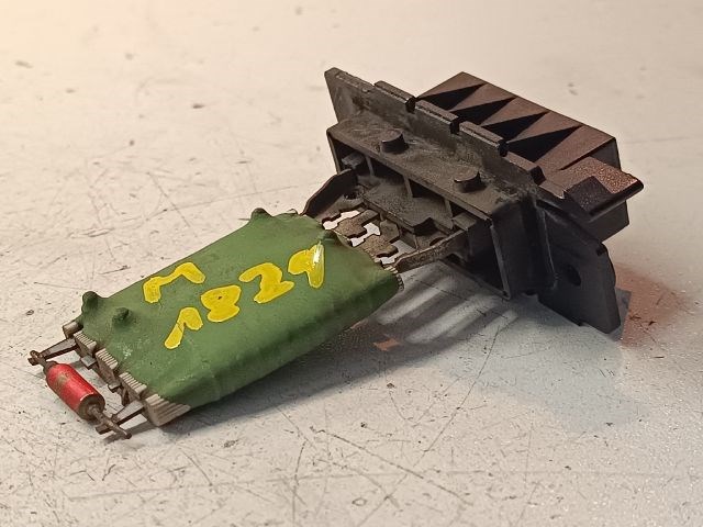 OPEL CORSA D Előtét Ellenállás Fűtőmotor 2. kép