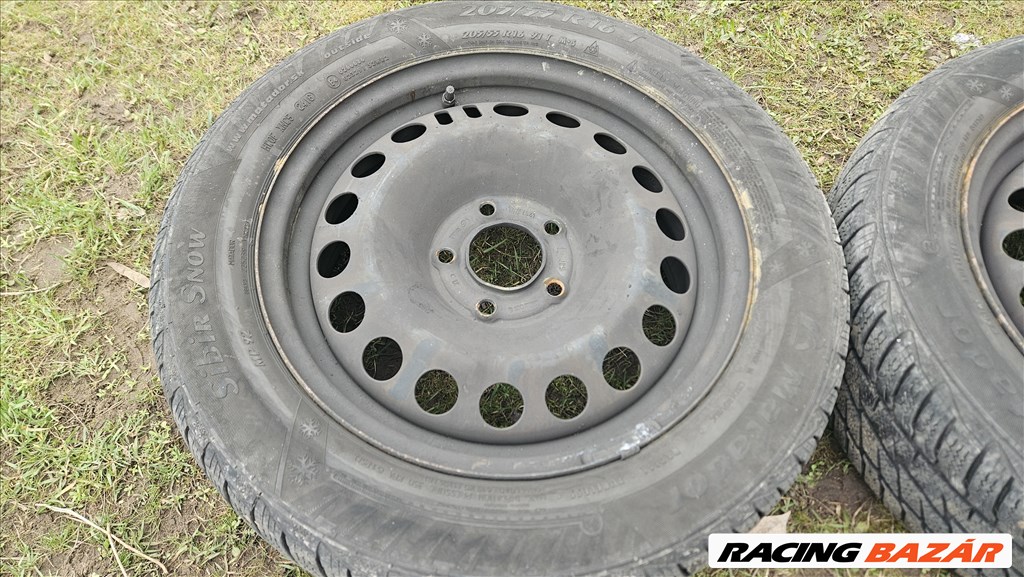  5x115 lyukosztású 16" használt Gyári lemezfelni, rajta 205/55 használt Matador téli gumi gumi  4. kép