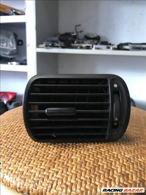 Audi A3 (8L) bal oldali légbefúvó rács