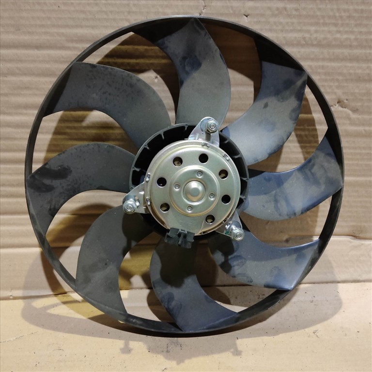 Fiat Multipla 1998-2010 1,9 8v Diesel Hűtőventilátor motor 5010090 3. kép