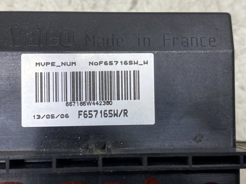 RENAULT MEGANE II (EM0/1_) 2.0 dCi Előtét Ellenállás Fűtőmotor #35346# F657165W 7. kép