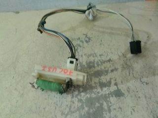 Ford Focus Mk1 Előtét Ellenállás Fűtőmotor *67603* ford-xs4h18b647aa